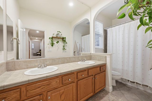 703 Morningside Ct, Folsom, CA 95630