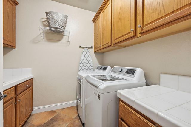 703 Morningside Ct, Folsom, CA 95630