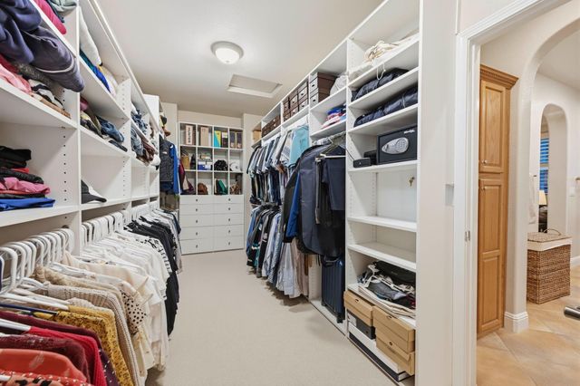 703 Morningside Ct, Folsom, CA 95630