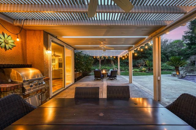 703 Morningside Ct, Folsom, CA 95630