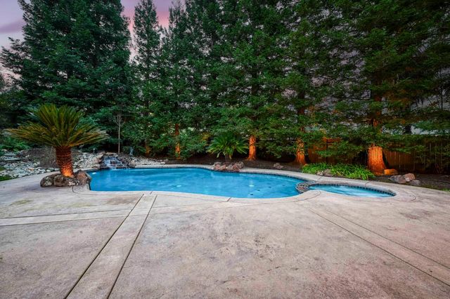 703 Morningside Ct, Folsom, CA 95630