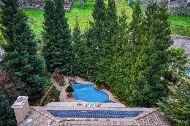 703 Morningside Ct, Folsom, CA 95630