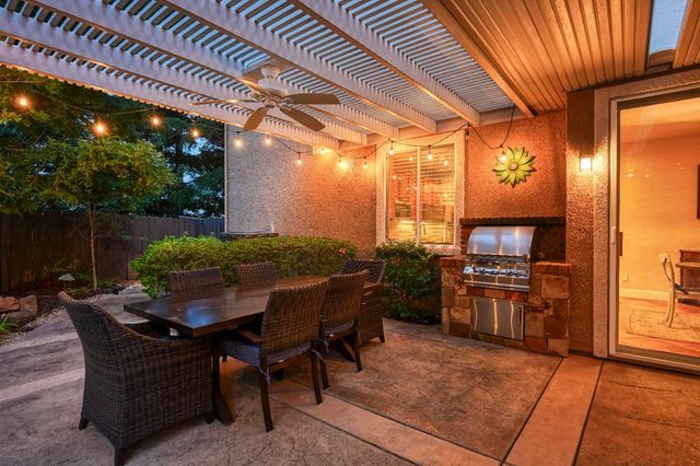 703 Morningside Ct, Folsom, CA 95630