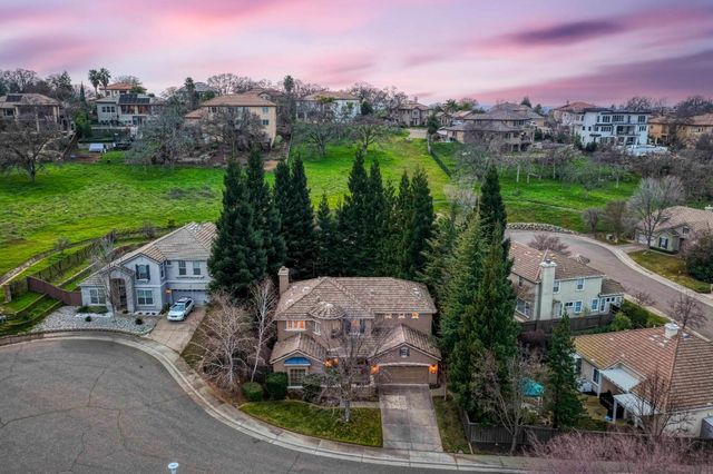 703 Morningside Ct, Folsom, CA 95630