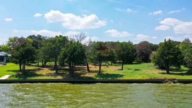 1801 Fox Hollow Lane, Kemp, TX 75143