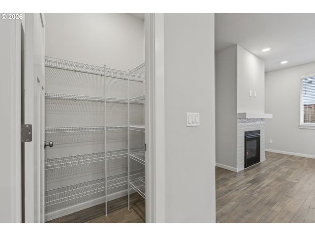 4249 S WATERS EDGE Way, Ridgefield, WA 98642