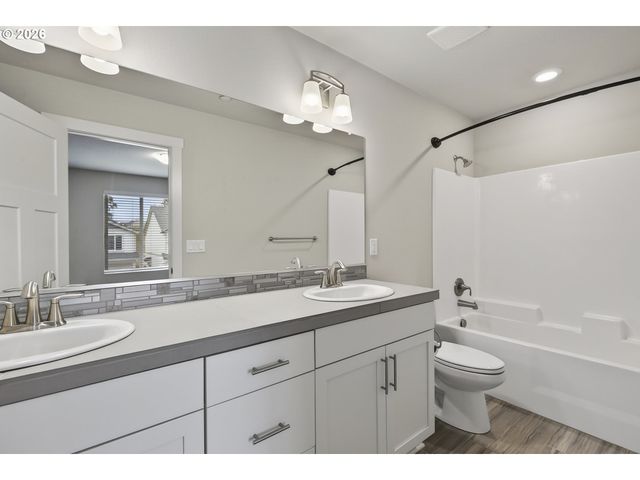 4249 S WATERS EDGE Way, Ridgefield, WA 98642