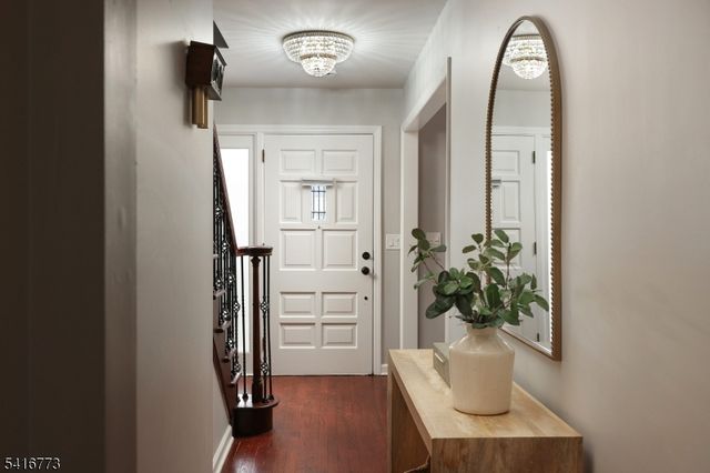 2 Doris Parkway, Westfield Town, NJ 07090