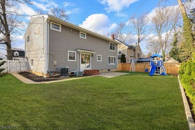 2 Doris Parkway, Westfield Town, NJ 07090