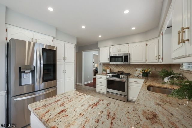 2 Doris Parkway, Westfield Town, NJ 07090