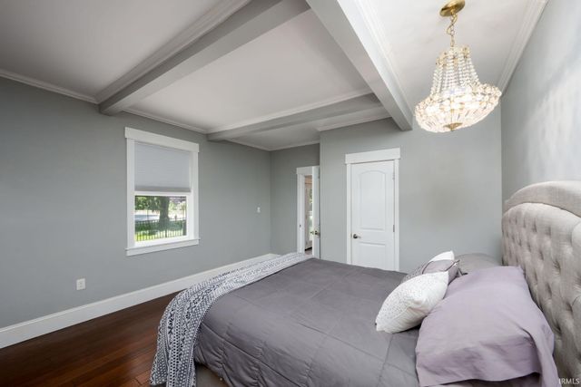 1408 Saint Joe River Drive, Fort Wayne, IN 46805