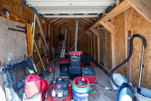 1408 Saint Joe River Drive, Fort Wayne, IN 46805