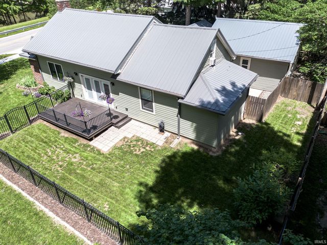 1408 Saint Joe River Drive, Fort Wayne, IN 46805