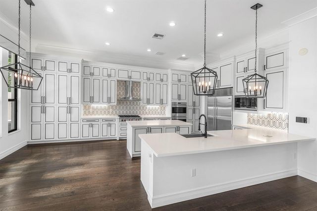9747 Vitrail Lane, Delray Beach, FL 33446