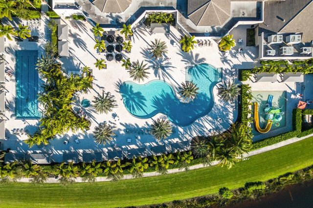9747 Vitrail Lane, Delray Beach, FL 33446