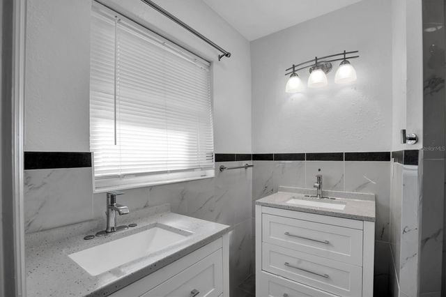 765 56TH AVENUE S, St Petersburg, FL 33705