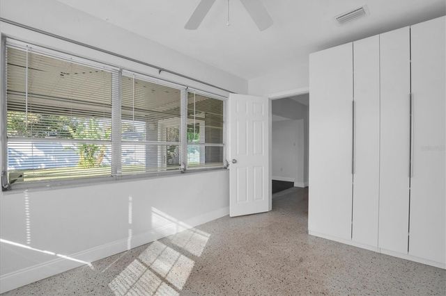 765 56TH AVENUE S, St Petersburg, FL 33705