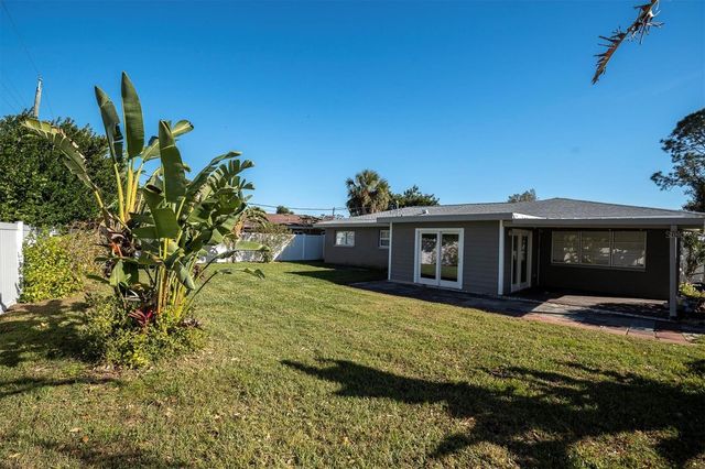 765 56TH AVENUE S, St Petersburg, FL 33705