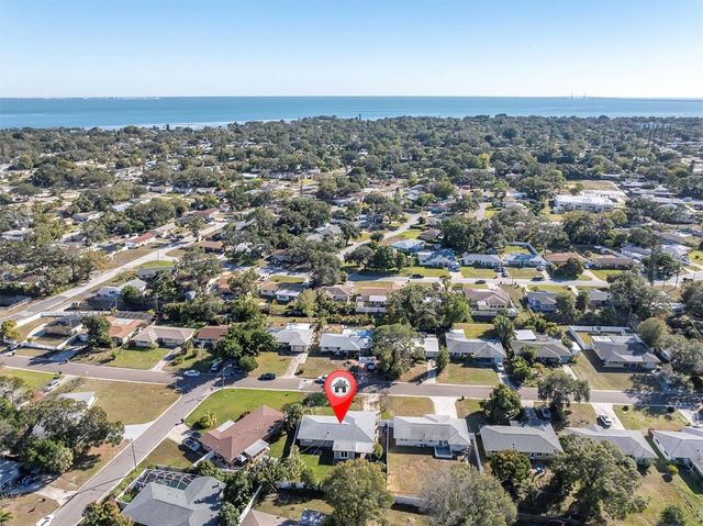 765 56TH AVENUE S, St Petersburg, FL 33705