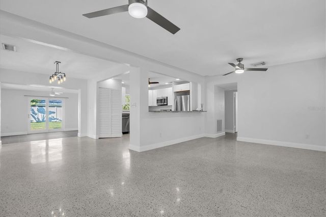 765 56TH AVENUE S, St Petersburg, FL 33705