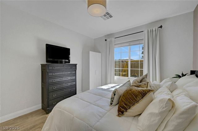 12025 La Palmera Avenue, Las Vegas, NV 89138