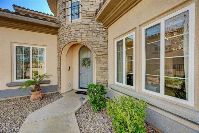 12025 La Palmera Avenue, Las Vegas, NV 89138