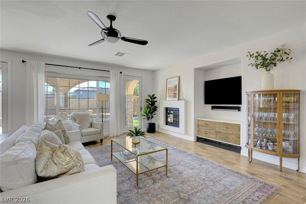 12025 La Palmera Avenue, Las Vegas, NV 89138