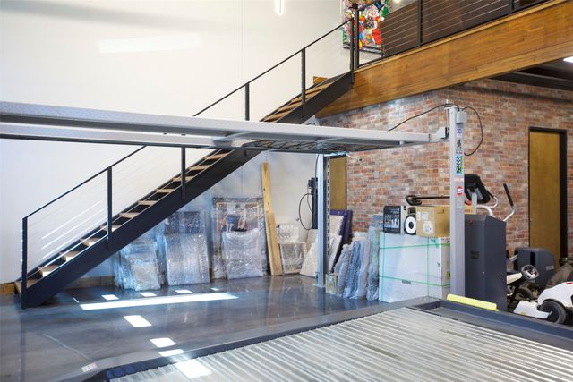 1725 N HWY 377 201 &, Roanoke, TX 76262