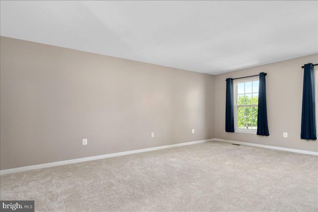 9607 MORNING WALK DR, Hagerstown, MD 21740