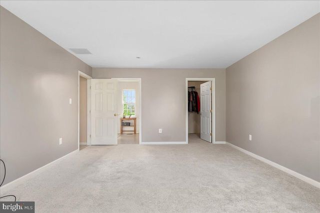 9607 MORNING WALK DR, Hagerstown, MD 21740