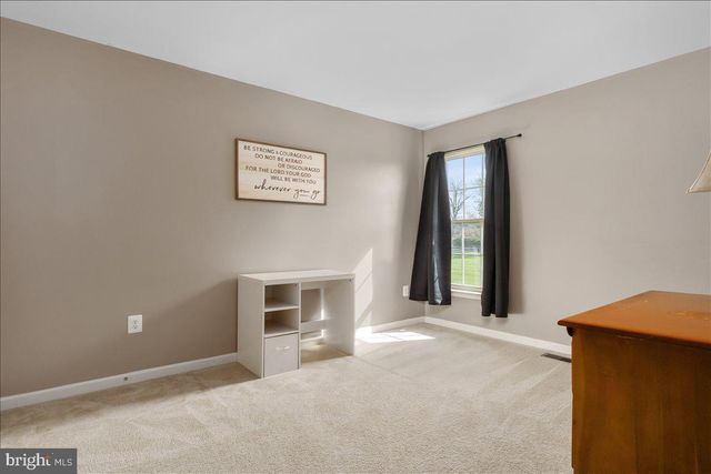 9607 MORNING WALK DR, Hagerstown, MD 21740