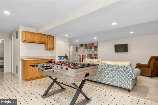 9607 MORNING WALK DR, Hagerstown, MD 21740