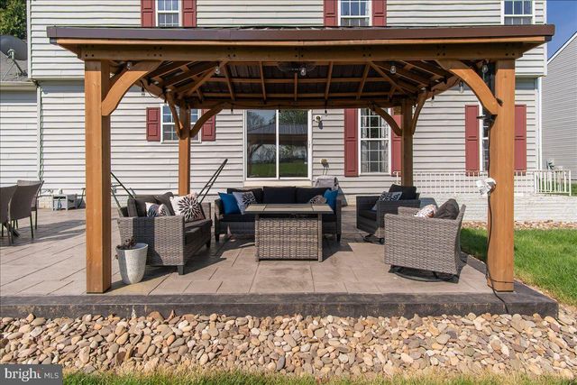 9607 MORNING WALK DR, Hagerstown, MD 21740