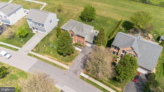 9607 MORNING WALK DR, Hagerstown, MD 21740