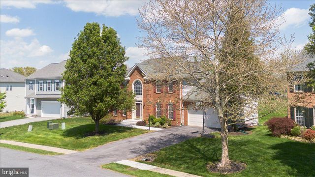 9607 MORNING WALK DR, Hagerstown, MD 21740