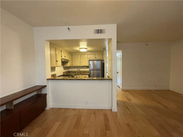730 W 4th Street, Long Beach, CA 90802