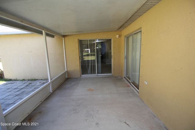 1725 Holbrook Road NW, Palm Bay, FL 32907