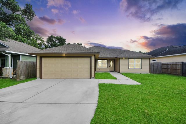 942 Conklin Street, Houston, TX 77088