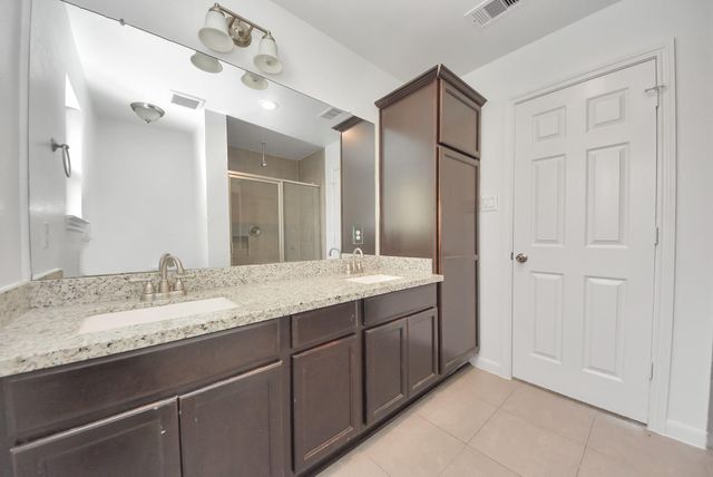 942 Conklin Street, Houston, TX 77088