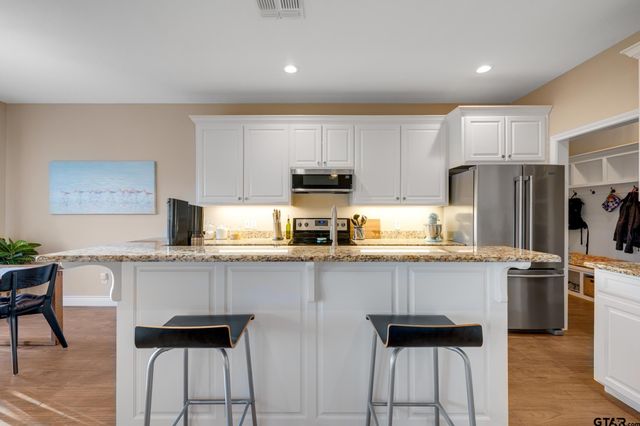 1202 Rock Creek Dr, Sulphur Springs, TX 75482