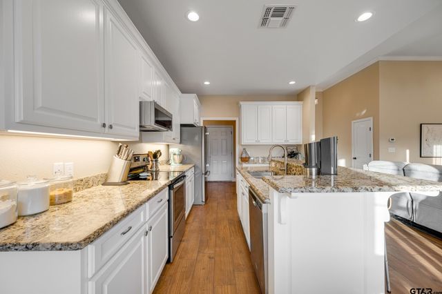 1202 Rock Creek Dr, Sulphur Springs, TX 75482