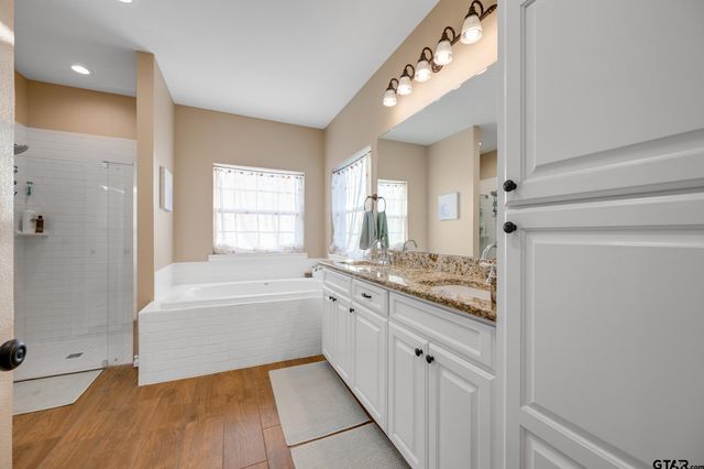 1202 Rock Creek Dr, Sulphur Springs, TX 75482
