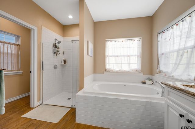 1202 Rock Creek Dr, Sulphur Springs, TX 75482