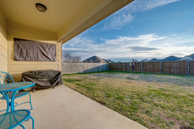 1202 Rock Creek Dr, Sulphur Springs, TX 75482