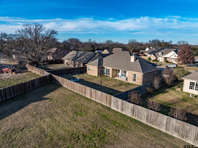 1202 Rock Creek Dr, Sulphur Springs, TX 75482