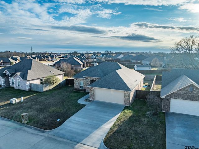 1202 Rock Creek Dr, Sulphur Springs, TX 75482