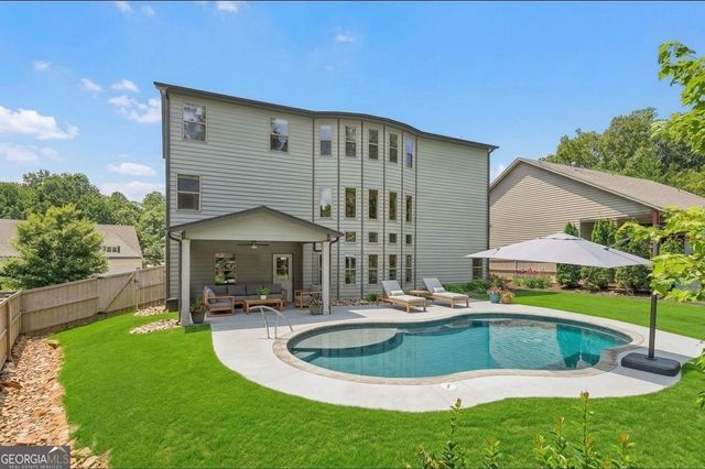 17 Lake Sydney Drive, Dawsonville, GA 30534