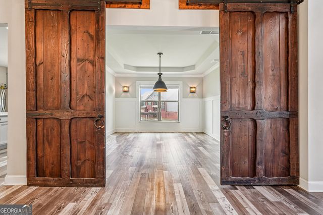 17 Lake Sydney Drive, Dawsonville, GA 30534