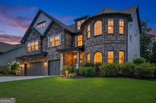 17 Lake Sydney Drive, Dawsonville, GA 30534