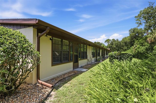 250 HOMEWOOD AVENUE 11A, Debary, FL 32713